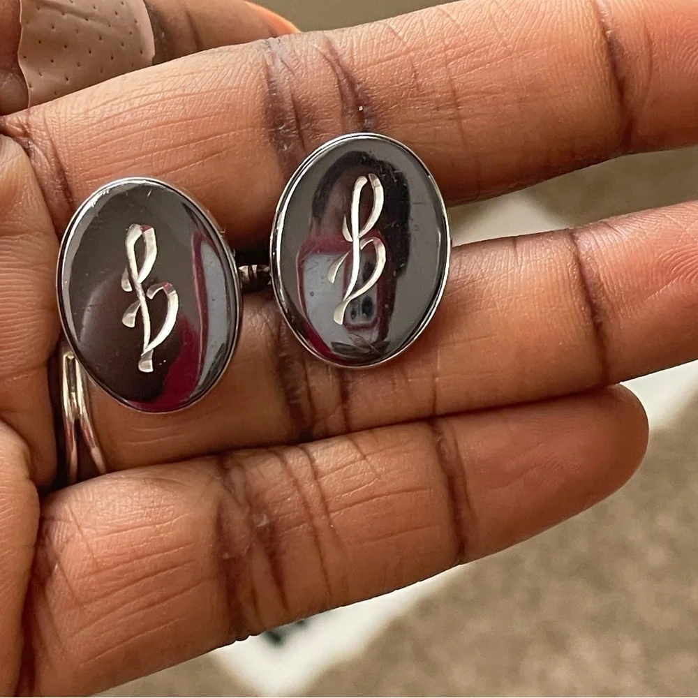G Monogram Engraved Initial Letter Name Font Vintage Cuff Links